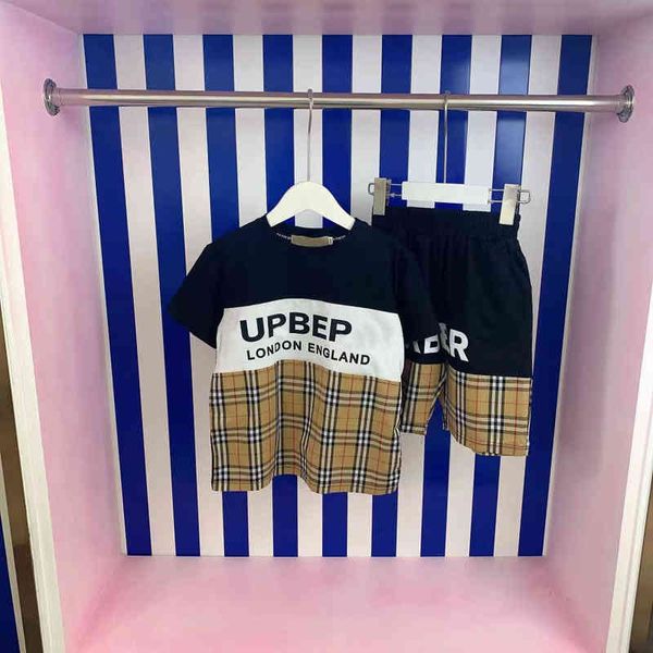 high end children's wear summer children's short sleeve set boys' letter t-shirt checkered shorts boys' two piece set, White
high end children's wear summer children's short sleeve set boys' letter t-shirt checkered shorts boys' two piece set, White