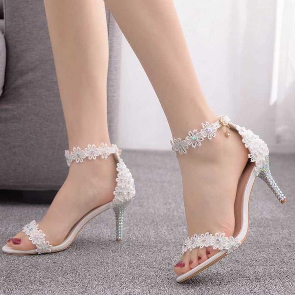 sandals 2021 7cm temperament one line with shallow mouth thin heel white lace wedding shoes small summer bride sa, Black
sandals 2021 7cm temperament one line with shallow mouth thin heel white lace wedding shoes small summer bride sa, Black