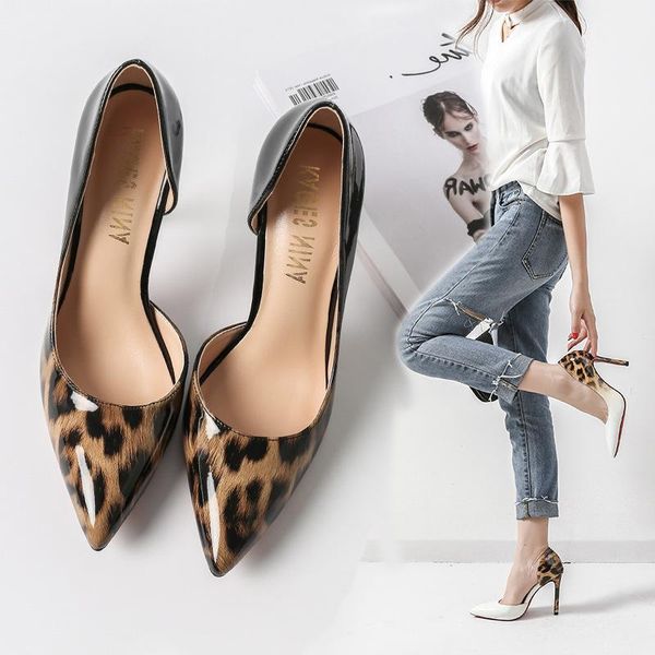 dress shoes thin heel high-heeled single shallow mouth side patent leather leopard pattern pointed nightclub, Black
dress shoes thin heel high-heeled single shallow mouth side patent leather leopard pattern pointed nightclub, Black