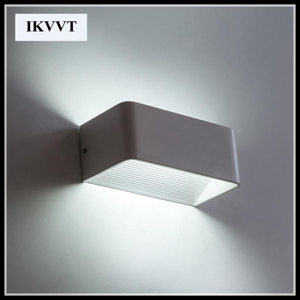 wall lamps 220v ip65 led source up and down lighting modern minimalist porch garden light surface mounted cube 10w
wall lamps 220v ip65 led source up and down lighting modern minimalist porch garden light surface mounted cube 10w