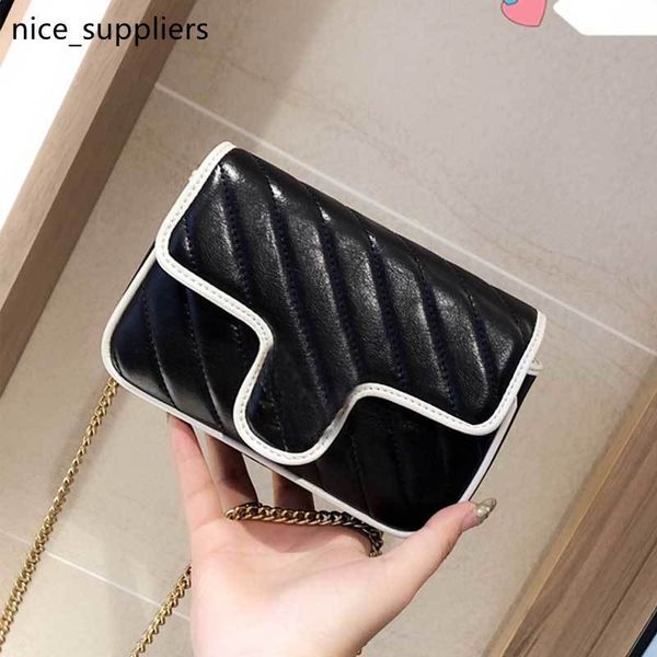 fashion bags genuine real leather bag chain purse crossbody bag leather ladies shoulder bag most popular, Red;black 
fashion bags genuine real leather bag chain purse crossbody bag leather ladies shoulder bag most popular, Red;black