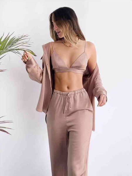 turn down collar women pajama bra set woman 3 pieces long sleeve womens nightgown roomware pajamas trouser suits nightwear, Black;red
turn down collar women pajama bra set woman 3 pieces long sleeve womens nightgown roomware pajamas trouser suits nightwear, Black;red