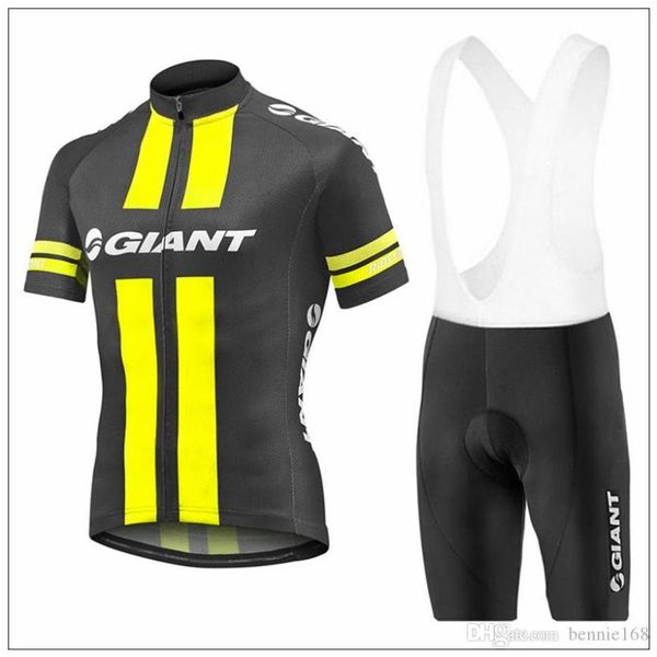 racing sets 2021 explosive men's jersey quick-drying cycling cover short sleeve road, Black;blue
racing sets 2021 explosive men's jersey quick-drying cycling cover short sleeve road, Black;blue