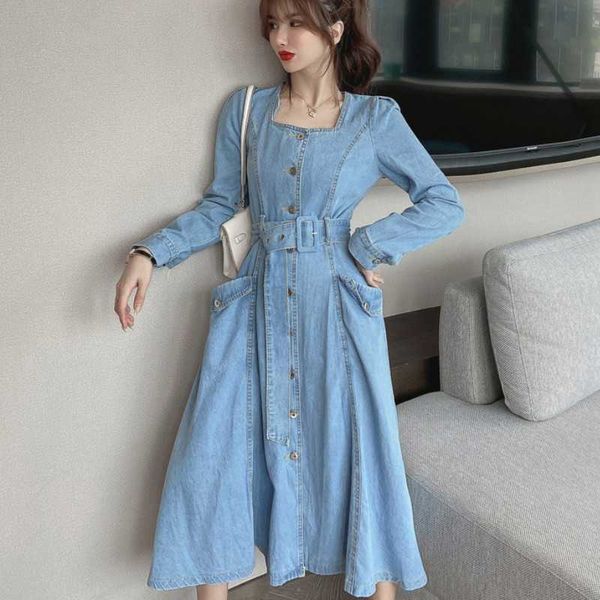 spring women denim long sleeve square collar single-breasted blue fashion pocket jeans midi dress with belt 210526, Black;gray
spring women denim long sleeve square collar single-breasted blue fashion pocket jeans midi dress with belt 210526, Black;gray