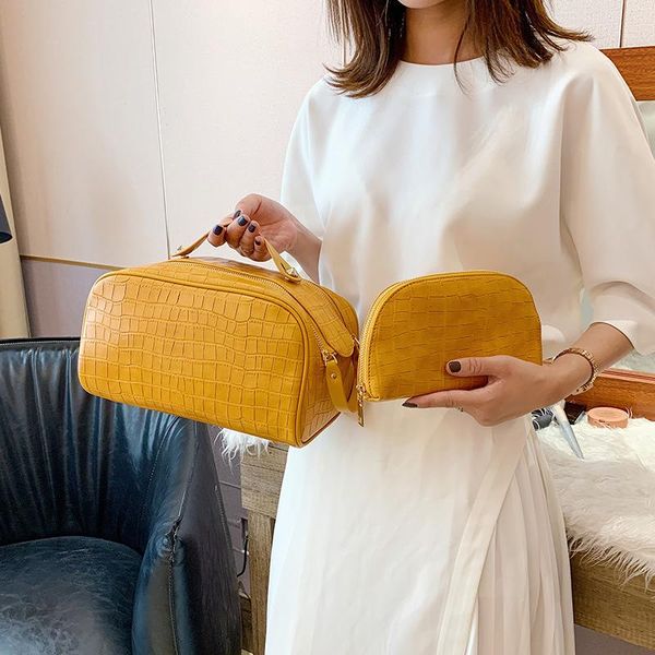 cosmetic bags & cases fashion crocodile leather travel organizer set for traveling kit wash handbag makeup bag women
cosmetic bags & cases fashion crocodile leather travel organizer set for traveling kit wash handbag makeup bag women
