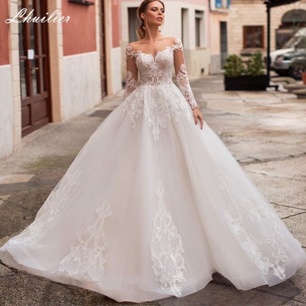 other wedding dresses lhuilier elegant a line long sleeves 2021 lace appliques floor length illusion bridal dress with court train, White
other wedding dresses lhuilier elegant a line long sleeves 2021 lace appliques floor length illusion bridal dress with court train, White