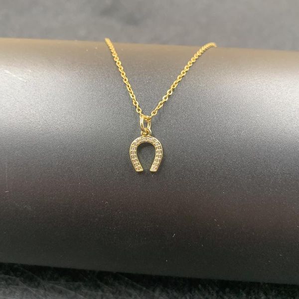 chains 2022 fashion women u-shaped zircon pendant clavicle chain necklace party geometric jewelry, Silver
chains 2022 fashion women u-shaped zircon pendant clavicle chain necklace party geometric jewelry, Silver