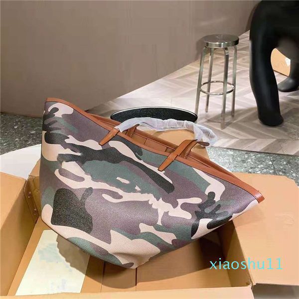 the latest fashion fan-shaped shopping bag luxury designer ladies handbags super large capacity all-match style handbag t he blend of 2021
the latest fashion fan-shaped shopping bag luxury designer ladies handbags super large capacity all-match style handbag t he blend of 2021