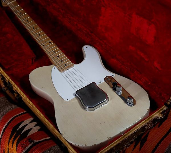 promotion 60s master built relic cream white tele tl electric guitar big bridge cover, alder body, vintage tuners, aged chrome hardware
promotion 60s master built relic cream white tele tl electric guitar big bridge cover, alder body, vintage tuners, aged chrome hardware