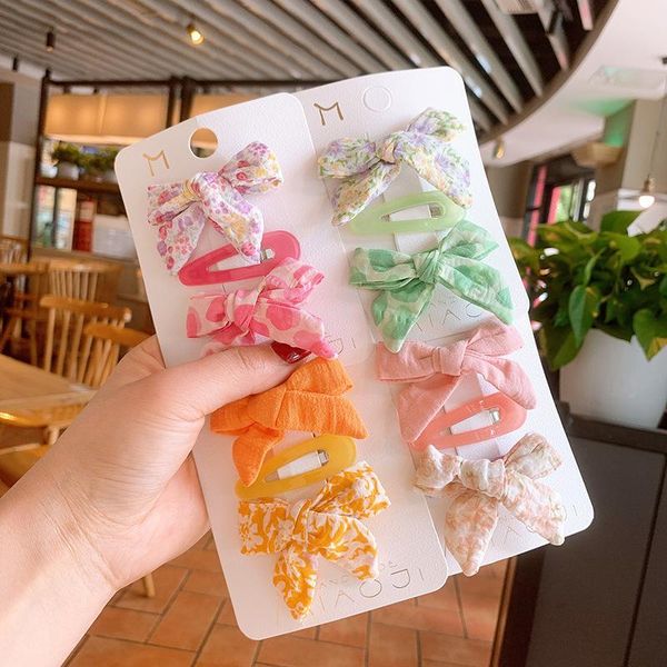 hair accessories fabric bow hairpin girls candy color bb clip baby broken wave point headwear for children fashion, Slivery;white
hair accessories fabric bow hairpin girls candy color bb clip baby broken wave point headwear for children fashion, Slivery;white
