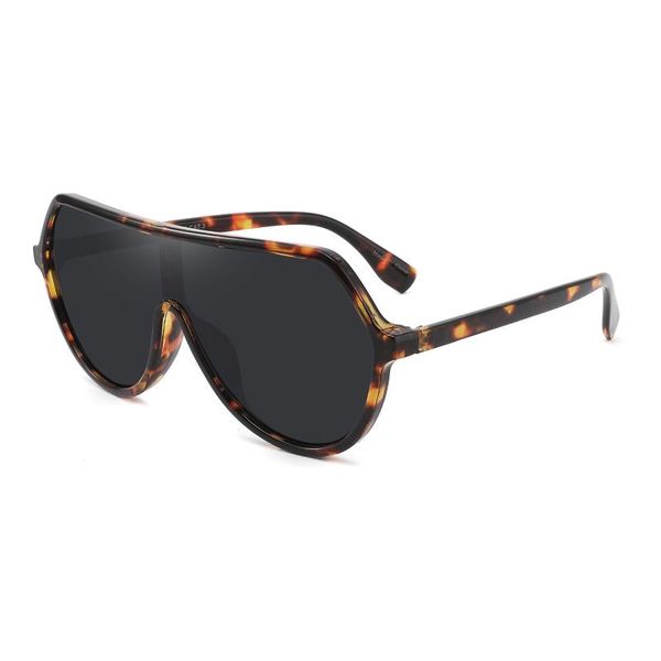 sunglasses oversized flat shield women retro vintage shades uv400 protection plastic frame sun glasses, White;black
sunglasses oversized flat shield women retro vintage shades uv400 protection plastic frame sun glasses, White;black