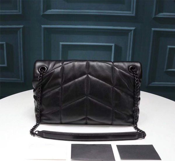 designer women casual crossbody bag sheepskin square shoulder package with pleated horizontal style have 3 size 23cm 29cm 35cm
designer women casual crossbody bag sheepskin square shoulder package with pleated horizontal style have 3 size 23cm 29cm 35cm