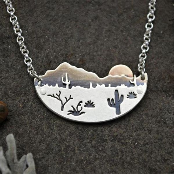 chokers retro wild hand-carved plant cactus irregular silver necklace for a woman temperament gift jewelry personality, Golden;silver
chokers retro wild hand-carved plant cactus irregular silver necklace for a woman temperament gift jewelry personality, Golden;silver