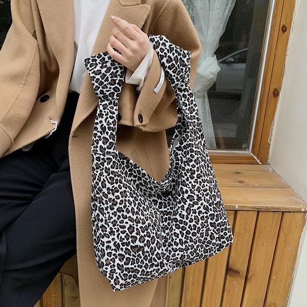 totes leopard pattern women handbag large capacity canvas shoulder bags designer female hobos bag big lady travel
totes leopard pattern women handbag large capacity canvas shoulder bags designer female hobos bag big lady travel