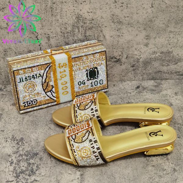 dress shoes 2021 mature style pointed toe comfortable heels italian women and bag set in golden color for wedding party, Black
dress shoes 2021 mature style pointed toe comfortable heels italian women and bag set in golden color for wedding party, Black