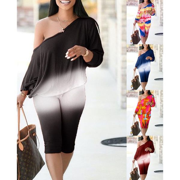 women's tracksuits ladies casual loose gradient sweater t-shirt shorts set summer products printed shoulder two-piece, Gray
women's tracksuits ladies casual loose gradient sweater t-shirt shorts set summer products printed shoulder two-piece, Gray