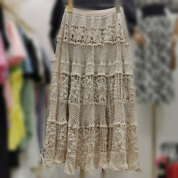 skirts 2021 spring autumn hook flower hollow out french fairy court style lace mid-long skirt women clothes elegant female, Black
skirts 2021 spring autumn hook flower hollow out french fairy court style lace mid-long skirt women clothes elegant female, Black