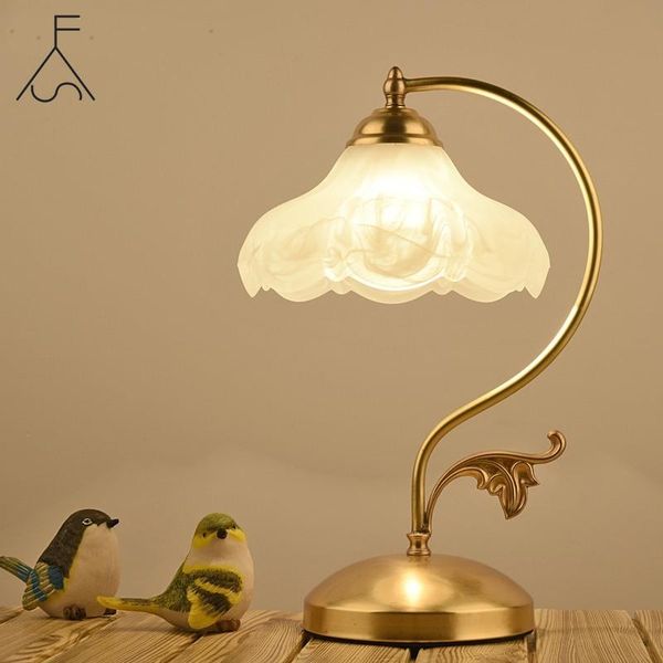 american desk modern warm romantic lamp bedroom creative simple desk light wedding room retro home decorative bedside lamp
american desk modern warm romantic lamp bedroom creative simple desk light wedding room retro home decorative bedside lamp