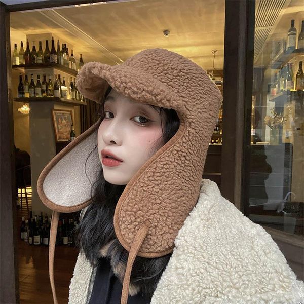 berets 2021 winter women's warm earmuffs and windproof lei feng hat thickened ear cap lamb hair solid color flying russian, Blue;gray
berets 2021 winter women's warm earmuffs and windproof lei feng hat thickened ear cap lamb hair solid color flying russian, Blue;gray