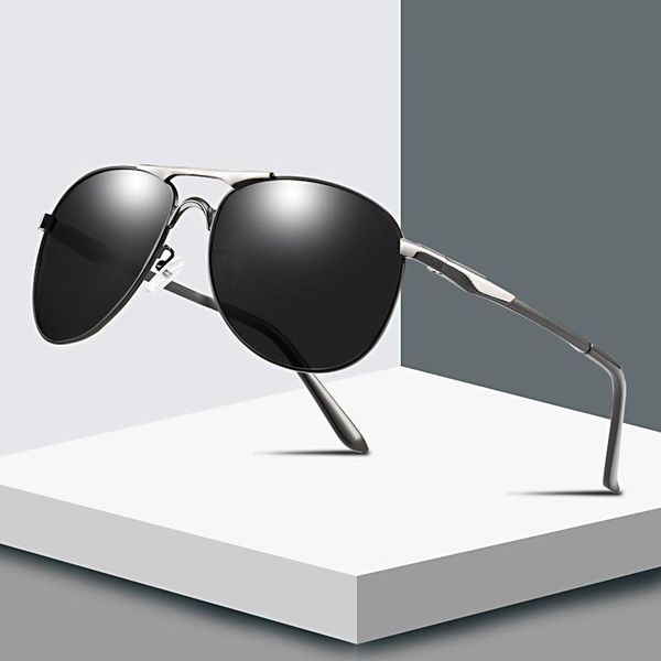 sunglasses 2021 trend alloy men's polarized sun glasses women vintage pilot mirror eyewear, White;black
sunglasses 2021 trend alloy men's polarized sun glasses women vintage pilot mirror eyewear, White;black