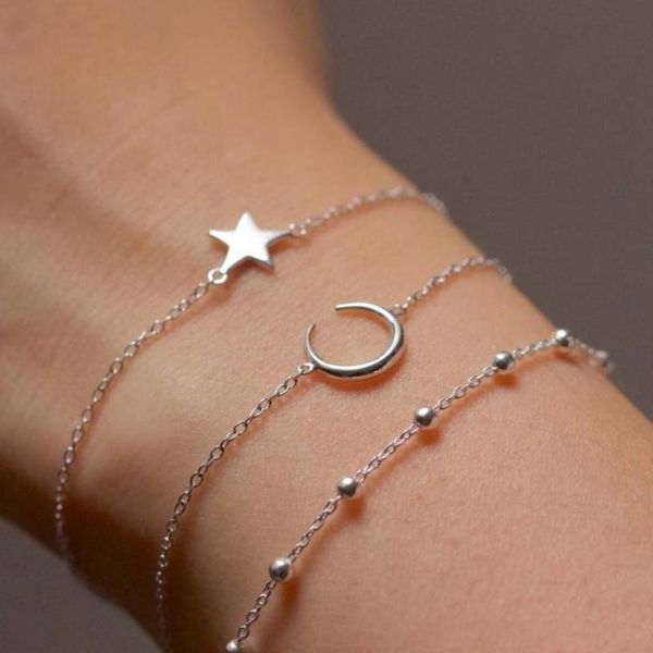 2021 women fashion star moon bead bracelet three piece suit charming wedding silver color bracelets for party or birthday gift, Golden;silver
2021 women fashion star moon bead bracelet three piece suit charming wedding silver color bracelets for party or birthday gift, Golden;silver