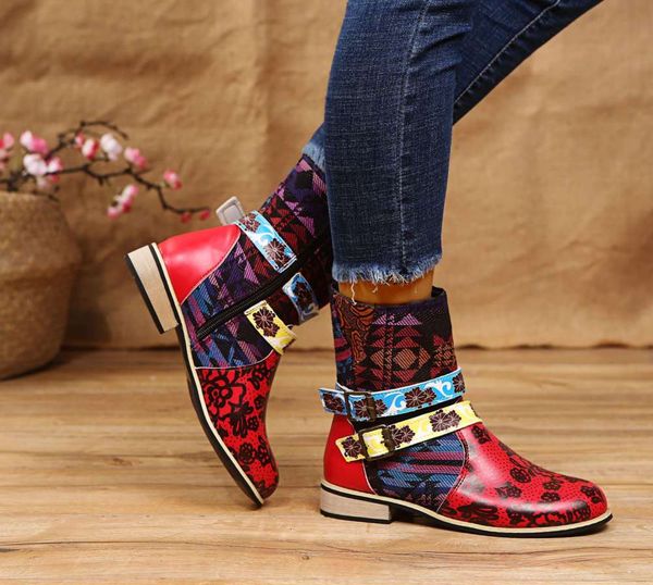 large size 2020 women's shoes autumn and winter fashion new side zipper middle cylinder pattern martin boots, White;red
large size 2020 women's shoes autumn and winter fashion new side zipper middle cylinder pattern martin boots, White;red