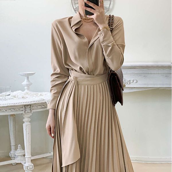 korean chic french temperament lapel single breasted glossy lace up waist pleated shirt dress, Black;gray
korean chic french temperament lapel single breasted glossy lace up waist pleated shirt dress, Black;gray