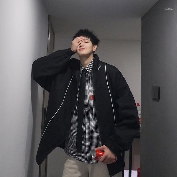 spring and summer korean fashion couple trend casual hip hop tooling jacket men streetwear windbreaker sale1, Black;brown
spring and summer korean fashion couple trend casual hip hop tooling jacket men streetwear windbreaker sale1, Black;brown