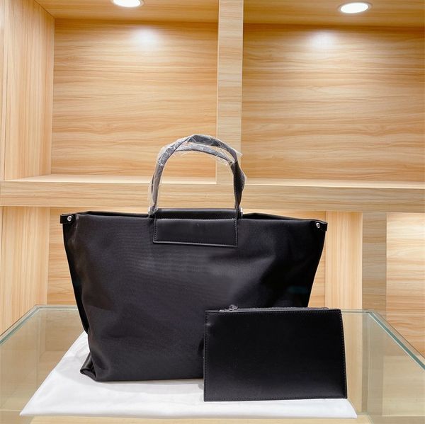 2021 designer bags new high grade big canvas handbag canva bag leather women totes 4 models size 35 * 28cm
2021 designer bags new high grade big canvas handbag canva bag leather women totes 4 models size 35 * 28cm