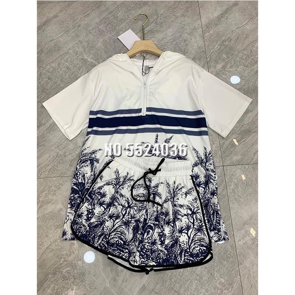 women's tracksuits 2021 summer 2 piece set women suits hooded short sleeve tree print pullover with shorts sets casual outfit, Gray
women's tracksuits 2021 summer 2 piece set women suits hooded short sleeve tree print pullover with shorts sets casual outfit, Gray