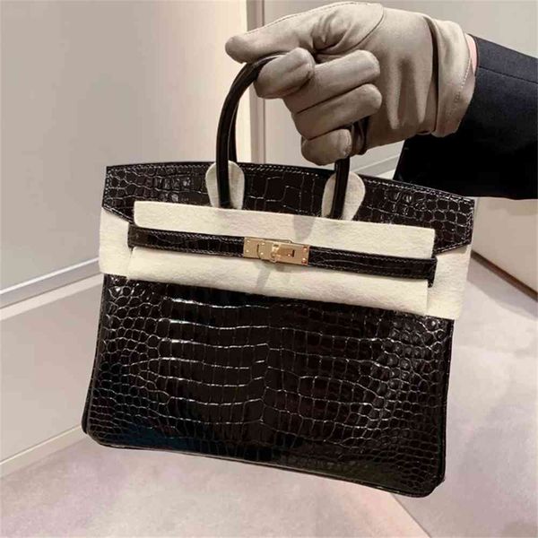 luxury designer crossbody shoulder backpack handbags tote bag bags handbags wallet purse crocodile leather fashion cowhide commuter versatil
luxury designer crossbody shoulder backpack handbags tote bag bags handbags wallet purse crocodile leather fashion cowhide commuter versatil