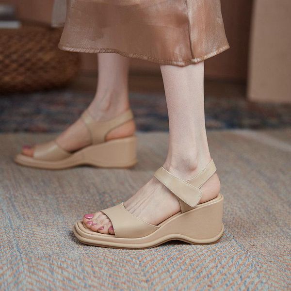 dress shoes 2021 elegant metal buckle sandals for girls genuine leather platforms high heels summer party basic woman, Black
dress shoes 2021 elegant metal buckle sandals for girls genuine leather platforms high heels summer party basic woman, Black