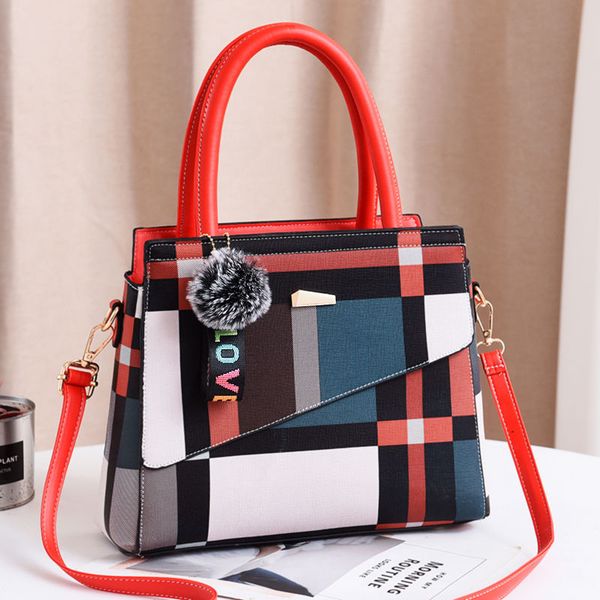 bags for women 2021 new luxury shoulder crossbody pu leather fashion designer ladies plaid female messenger handbags
bags for women 2021 new luxury shoulder crossbody pu leather fashion designer ladies plaid female messenger handbags