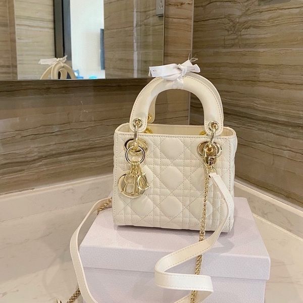 new handbag luxurys d family's mini three lattice princess leather sheepskin women's one shoulder slant cross hand44i6
new handbag luxurys d family's mini three lattice princess leather sheepskin women's one shoulder slant cross hand44i6