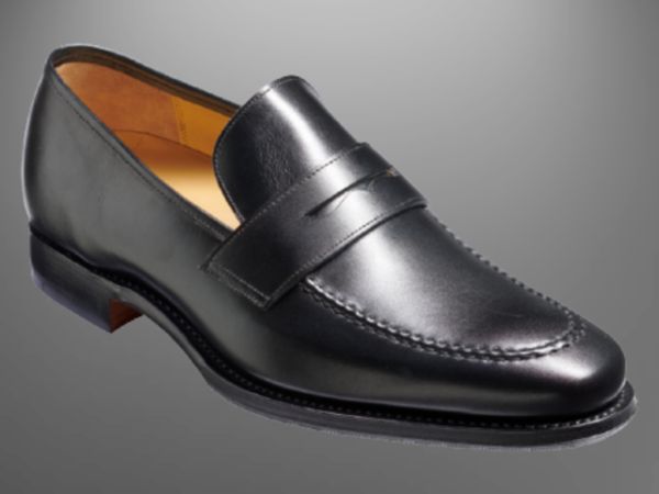 2021 new men shoes hand high-end black pu classic face mask round head retro fashion business casual dress loafers dh302
2021 new men shoes hand high-end black pu classic face mask round head retro fashion business casual dress loafers dh302