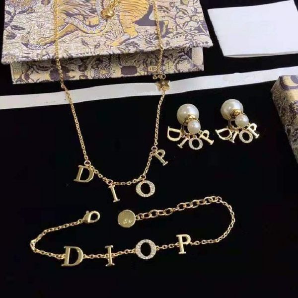 70% off outlet online 2021 new letter pearl diamond earrings necklace class girl s silver needle earrings net red, Golden
70% off outlet online 2021 new letter pearl diamond earrings necklace class girl s silver needle earrings net red, Golden
