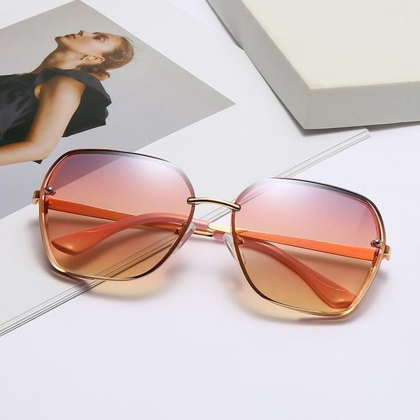 sunglasses 2021 fashion designer brand round men's and women's hidden frame metal gradient glasses sunshade uv400, White;black
sunglasses 2021 fashion designer brand round men's and women's hidden frame metal gradient glasses sunshade uv400, White;black