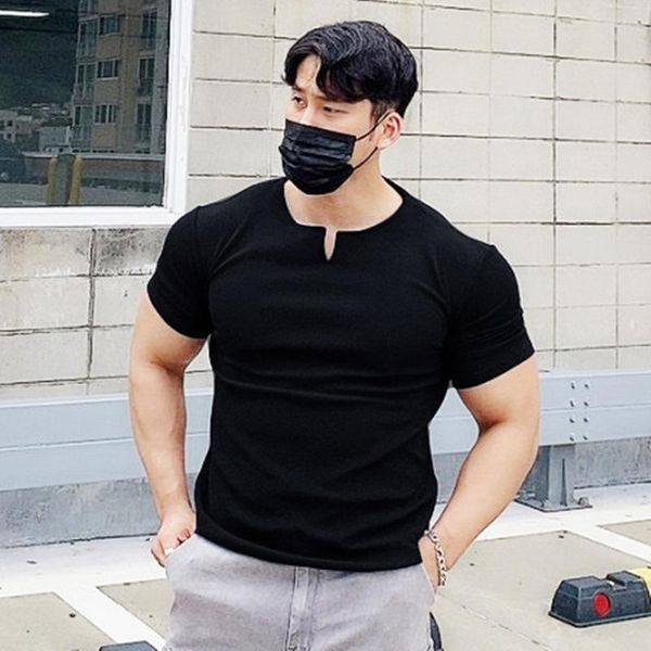 men's t-shirts 2021 v-neck men cotton short sleeve summer body-building fitness running t-shirt male gym tee shirt sports clothing, White;black
men's t-shirts 2021 v-neck men cotton short sleeve summer body-building fitness running t-shirt male gym tee shirt sports clothing, White;black