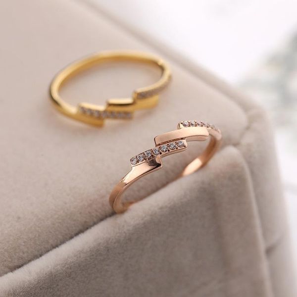 pink gold color stainless steel finger rings for women engagement party jewelry,minimalist double crystal woman ring accessories, Slivery;golden
pink gold color stainless steel finger rings for women engagement party jewelry,minimalist double crystal woman ring accessories, Slivery;golden