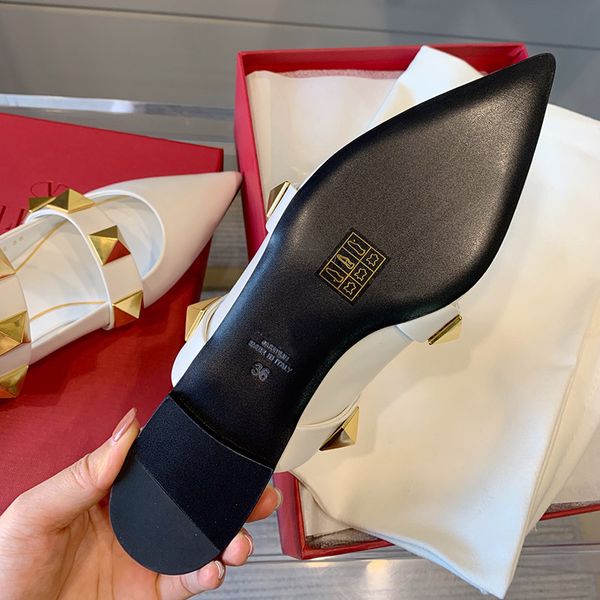 italy brands vg gold rivet shoes beach slipper women stitches sliders sheepskin sandals flat heel slippers luxurys designers shoes, Black
italy brands vg gold rivet shoes beach slipper women stitches sliders sheepskin sandals flat heel slippers luxurys designers shoes, Black