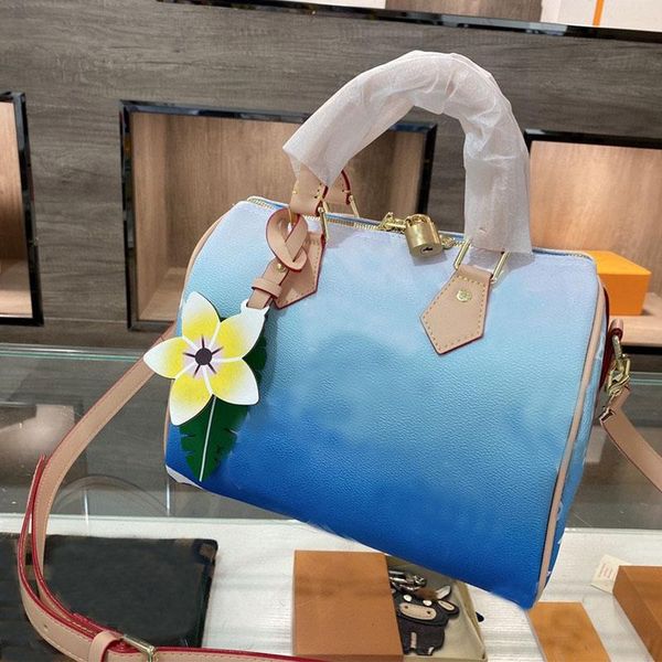 women luxurys designers bags 2021 speedy 25 handbag fashion totes shoulder crossbody handbags ladies wallet pillow clutch
women luxurys designers bags 2021 speedy 25 handbag fashion totes shoulder crossbody handbags ladies wallet pillow clutch