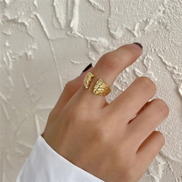 cluster rings vintage gold silver color irregular geometric lava ring for women girl 925 sterling opening finger wedding jewelry, Golden;silver
cluster rings vintage gold silver color irregular geometric lava ring for women girl 925 sterling opening finger wedding jewelry, Golden;silver