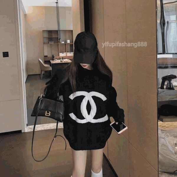 autumn and winter sweaters long sleves stripe knits letters embroidery fashion hoodies round collar sweatshirt madam knit clothing, White;black
autumn and winter sweaters long sleves stripe knits letters embroidery fashion hoodies round collar sweatshirt madam knit clothing, White;black