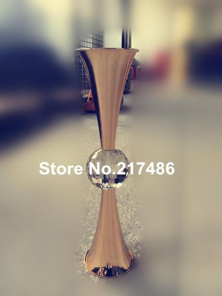 party decoration style romantic flower stand wedding table centerpiece with metal crystal
party decoration style romantic flower stand wedding table centerpiece with metal crystal