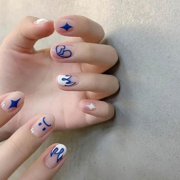 false nails 24pcs glue style short nail patch wearable type fashion manicure art tool help you creat your own, Red;gold
false nails 24pcs glue style short nail patch wearable type fashion manicure art tool help you creat your own, Red;gold