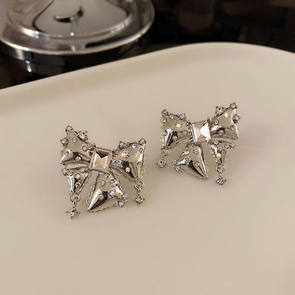 stud fashion rhinestone earrings for women korean trendy sweet jewelry female delicate elegant bowknot ear studs, Golden;silver
stud fashion rhinestone earrings for women korean trendy sweet jewelry female delicate elegant bowknot ear studs, Golden;silver