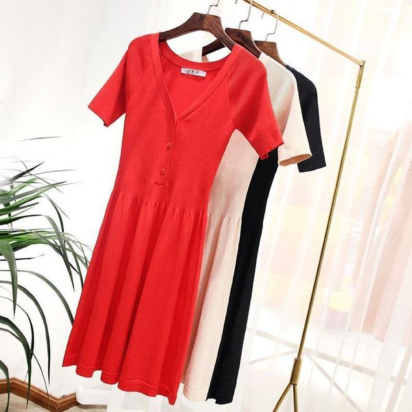 two piece dress women's summer female v-thread ice silk high waist knitted pleated skirt, White
two piece dress women's summer female v-thread ice silk high waist knitted pleated skirt, White