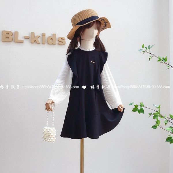 children's clothing 2021 spring new girls pleated puff sleeve stitching western style wood ear dress trend, Red;yellow
children's clothing 2021 spring new girls pleated puff sleeve stitching western style wood ear dress trend, Red;yellow