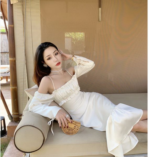dressed in retro french 2021 autumn elegant new artificial silk long sleeve fishtail-length dress kawaii 1bqd, Black;gray
dressed in retro french 2021 autumn elegant new artificial silk long sleeve fishtail-length dress kawaii 1bqd, Black;gray