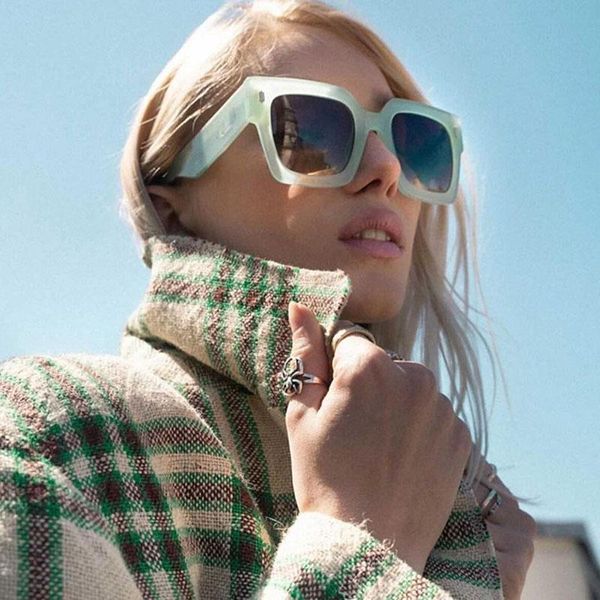 sunglasses 2021 luxury oversized square green women brand designer retro gradient sun glasses summer outdoor driving goggles, White;black
sunglasses 2021 luxury oversized square green women brand designer retro gradient sun glasses summer outdoor driving goggles, White;black